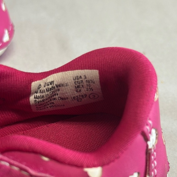 Minnie Pink and White Baby Walker Shoes with Heart Pattern - Picture 3 of 5